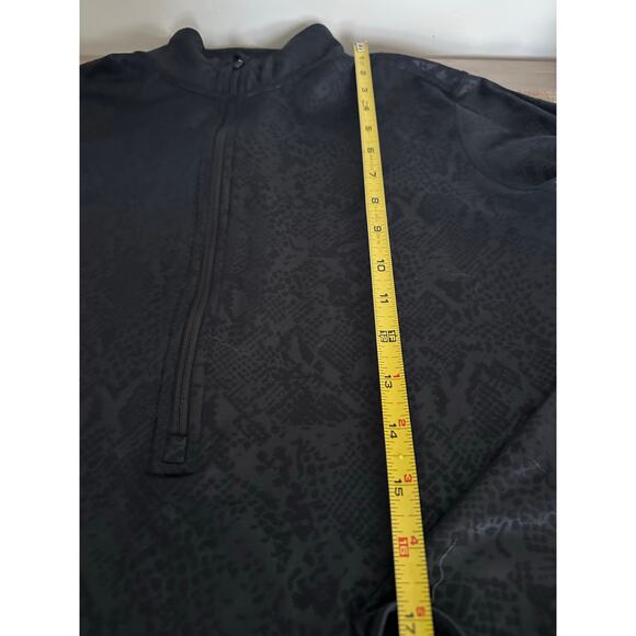 Nike Pro Womens Pull Over Embossed Heights size XL Womens Black 1/2 Zip - Picture 6 of 8